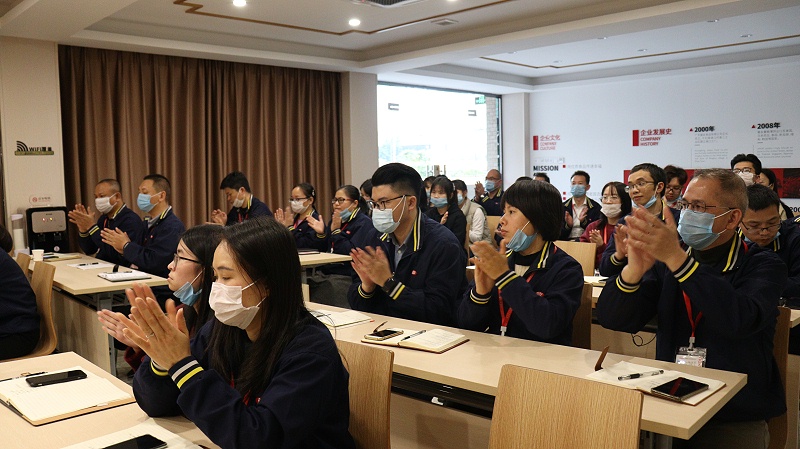 �й�ʯ����ί��У��У������mg����ͻ���쵼�������� (6)