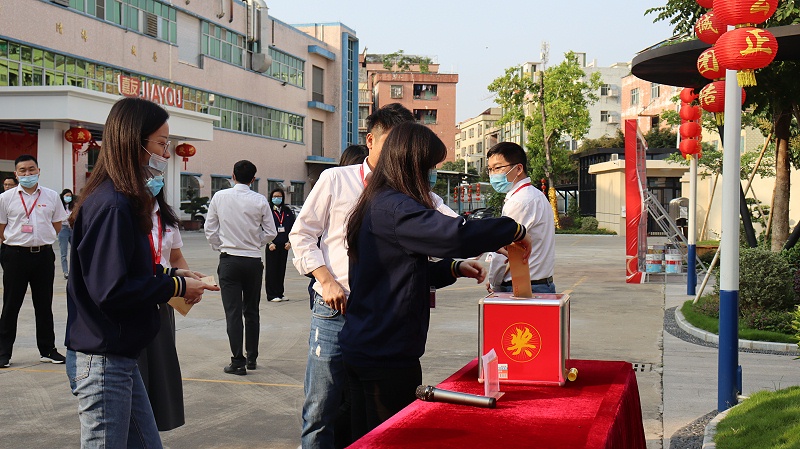 ���������ܼ��װ�������������Ա��Я�ֹ���